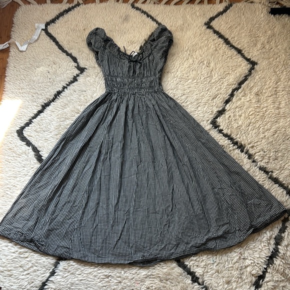 Doen Quinn Dress - Picture 10 of 17